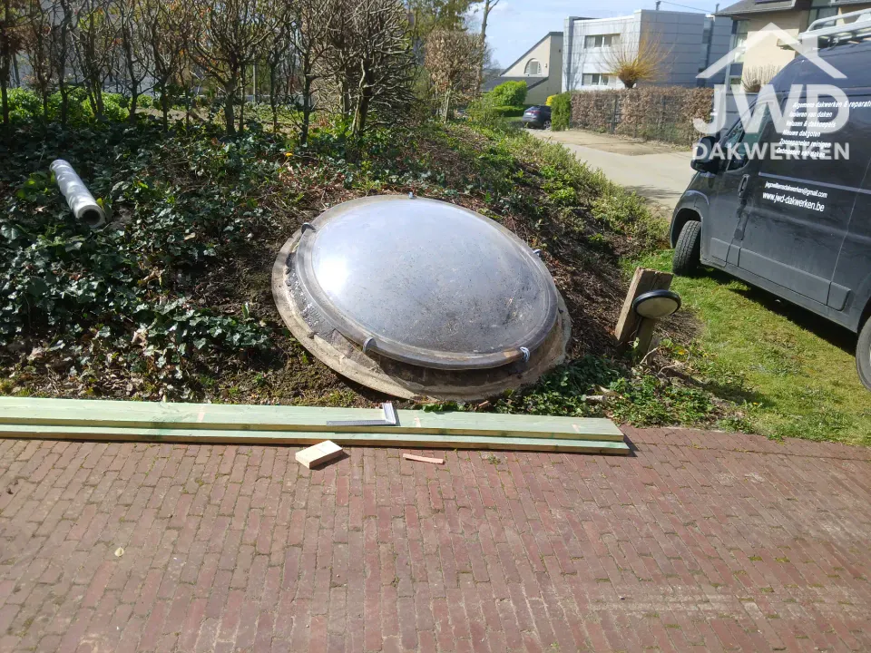 Nieuwe Veluxen + rolluik VELTEM - 2